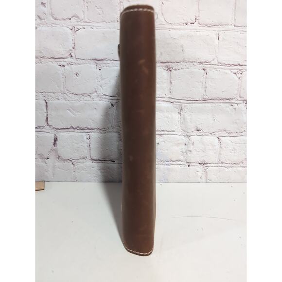 Le Vent Leather Refillable Notebook Journal Cover 9 X 6.5 1 Blank Notebook NWOT - Picture 6 of 13